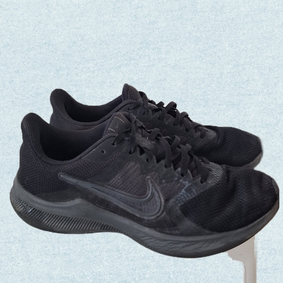 Nike Downshifter Runners - Picture 4 of 4